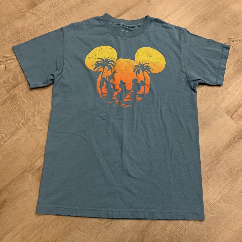 Disney Mickey Mouse Ears Sunset Graphic Tee T-Shirt Men's Medium M Blue Goofy